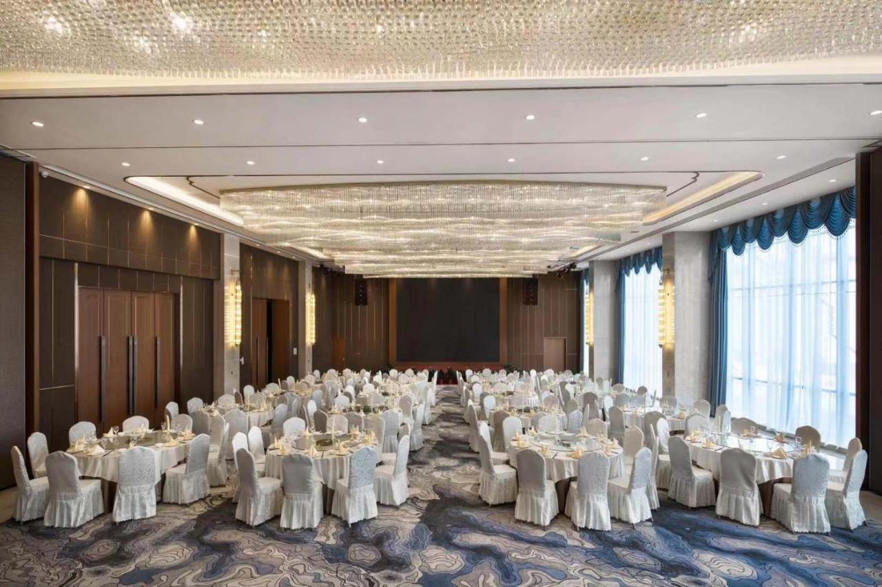 Ramada Plaza By Wyndham Enshi Hotel Kültér fotó